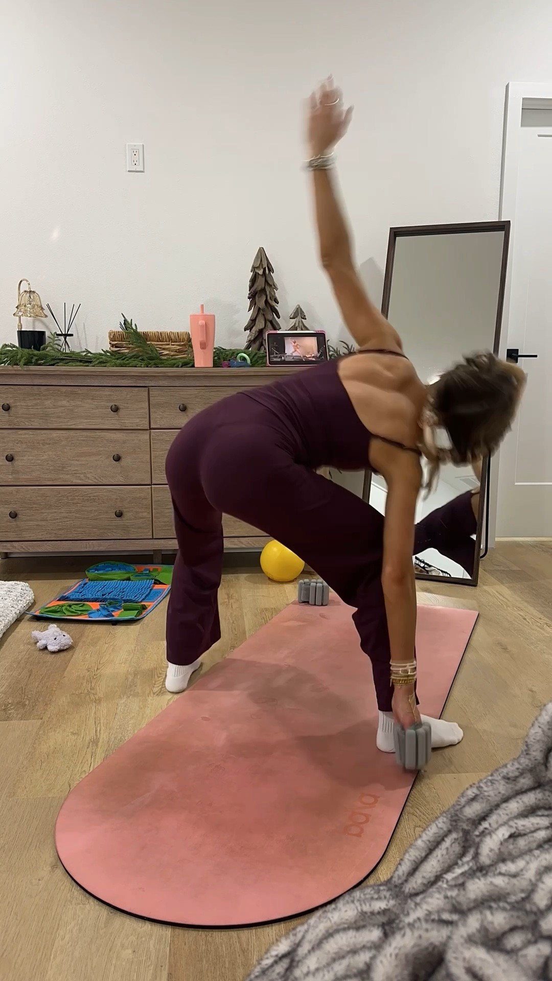 Amazon size XS OMKAGI Workout Sets for Women Padded Tank Tops Matching Straight Leg Yoga Outfits

My workout and workout gear for my daily workout. I take pilates classes from @lexfish on Instagram she has a whole online platform and membership! Most of my pilates gear and tools are from Bala. Bala use code SLOANE15. 
#workoutgear #workoutwear #pilates #ootd #outfit #athleticwear #athleticoutfit #bikershorts #sportsbra #pilatesoutfit #athleisure #bala #pilatesworkout #pilateslovers #pilatestiktok #balabangles


#LTKdayinmylife #LTKfitnessgoals #LTKActive