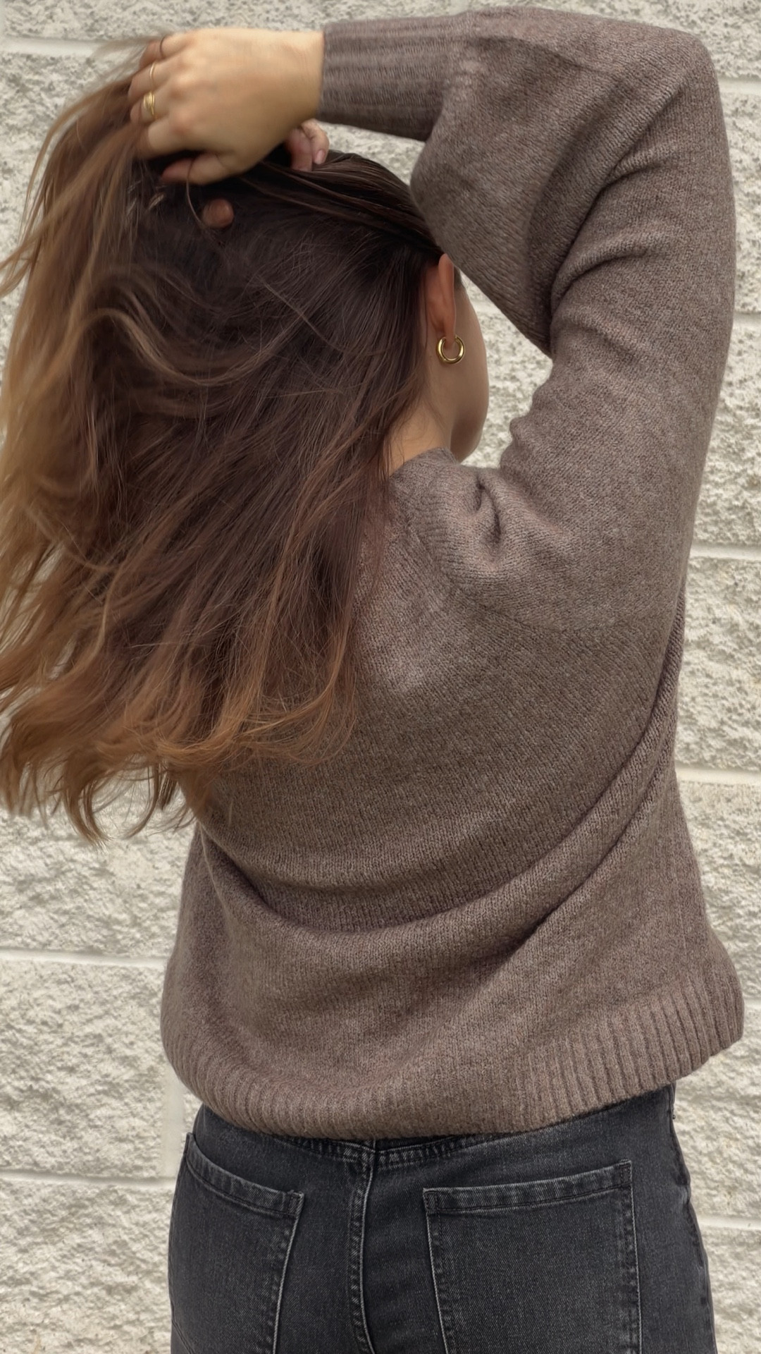 I’ve been loving easy, go-to layers this season 🍂 soft knits, relaxed fits, and those thoughtful details that make every outfit feel effortless! 

Featuring 2 looks from @78andsunnyapparel, and their fall pieces I can’t stop wearing ☕

🤎 Adore these Pieces? Comment SHOP to receive a DM with the link or head to the link in bio to shop the outfits & more! 

With Amour, M.

#autumnoutfit #outfitinspo #stylingtips #frenchstyle #parisianstyle #capsulewardrobe 

#LTKSeasonal #LTKTravel #LTKStyleTip