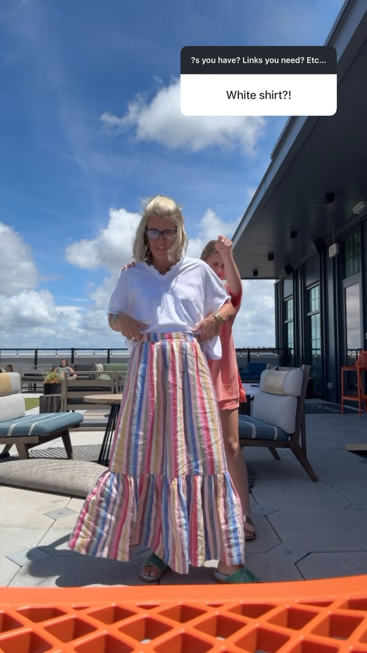 Easy travel look today! This is my go to top from Mersea. I have it in multiple colors. It’s a one size top, size 2 skirt and 8 sandal tts. 

Boden skirt - 30% off with code 3PPA
ERIN McDermott necklace  - 25% off MIXANDMATCH ￼

#LTKTravel #LTKSaleAlert #LTKdayinmylife