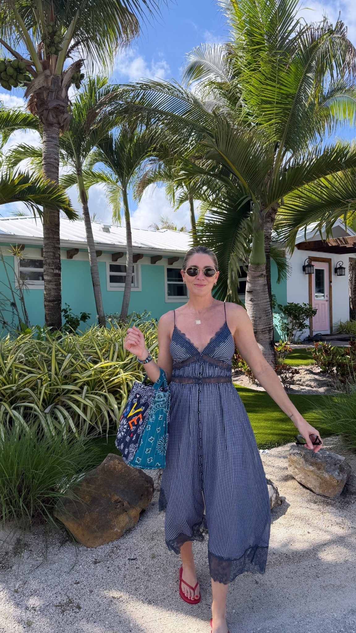 Coffee Date ☕️☀️🌴