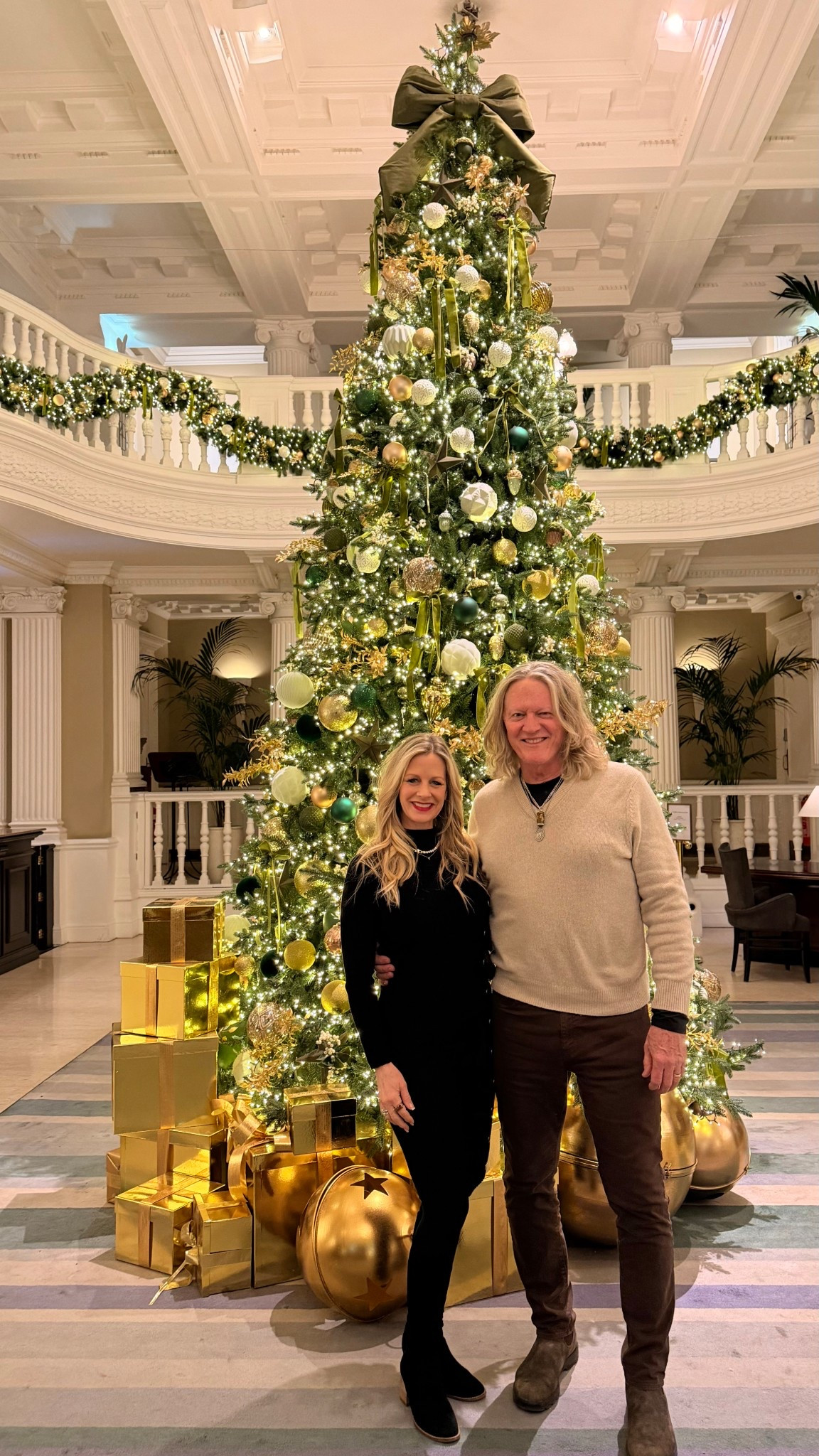 Merry Christmas from Edinburgh!  What a spectacular adventure we’ve been on for the past month.  Ready for shopping in London next…getting tired of wearing the same clothes…LOL 😊🎄🎁

#LTKHoliday #LTKdayinmylife #LTKTravel