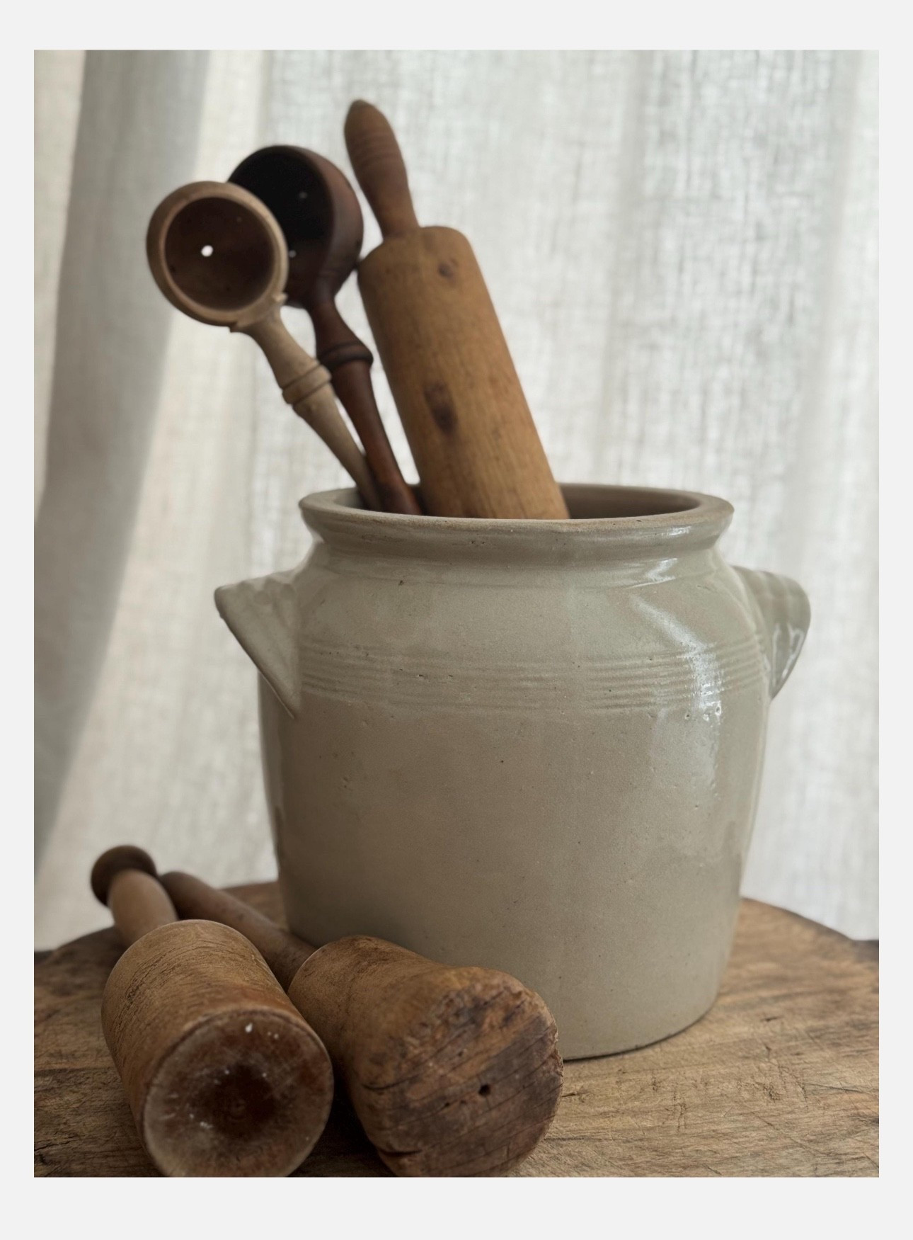 A must in every French Farmhouse kitchen 🫶🏼

A French vintage confit perfect to store your kitchen spoons, rolling pins, or add beautiful florals. 



#LTKHome #LTKSeasonal #LTKHoliday