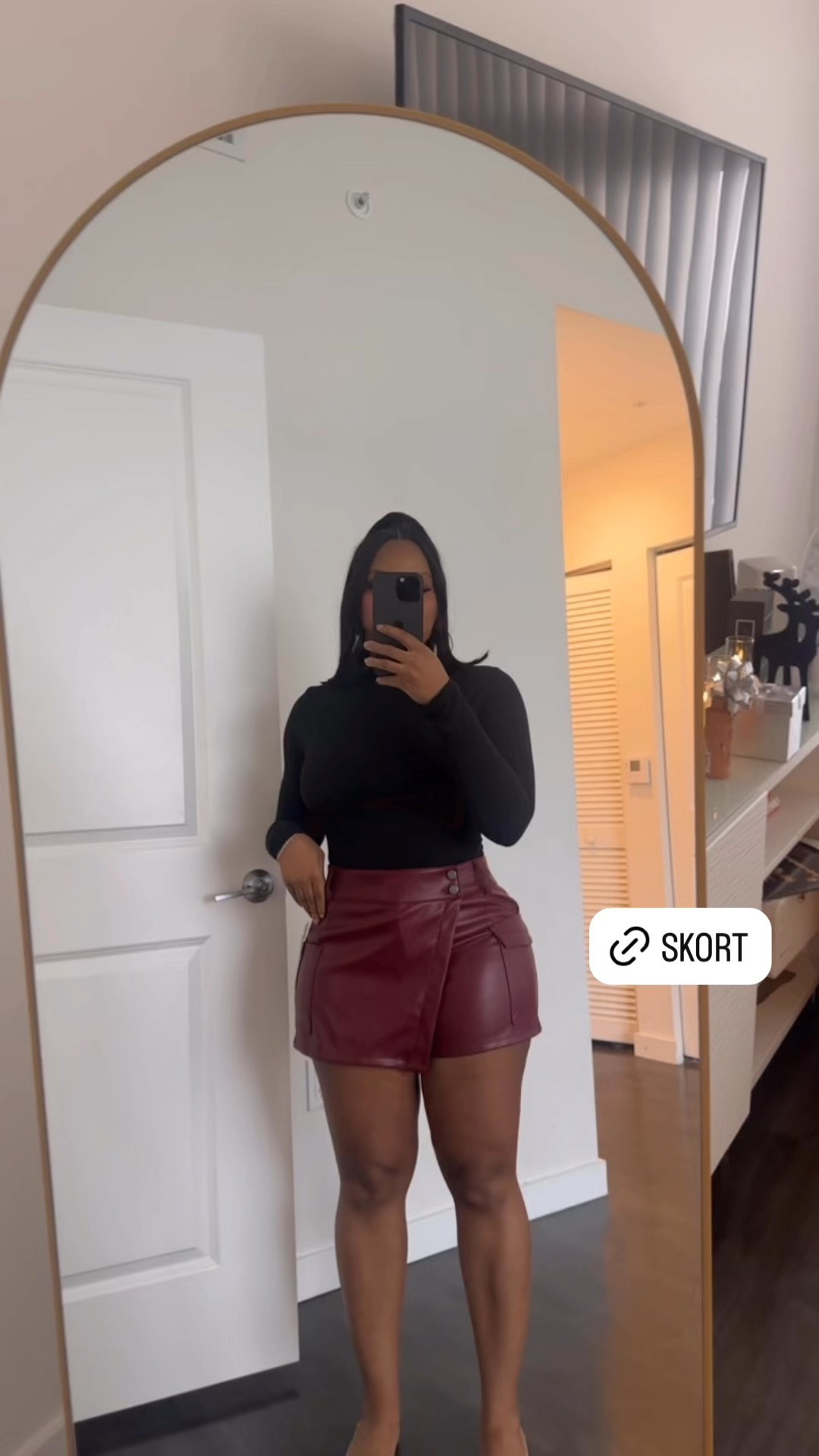 I’m wearing a small in this skirt. Skort, burgundy, fall outfit, long sleeve top, 

#LTKFindsUnder50 #LTKStyleTip