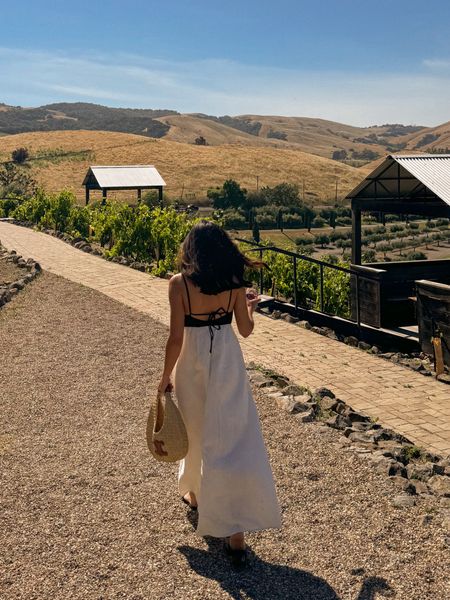Napa wedding venue shopping! Love this little dress SO much. Sadly the Abercrombie version sold out so quick but linking the Dissh one as it’s identical. Winery, wine tasting 

#LTKStyleTip #LTKWedding