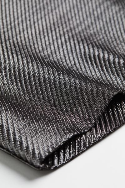 A-line skirt | H&M (UK, MY, IN, SG, PH, TW, HK)