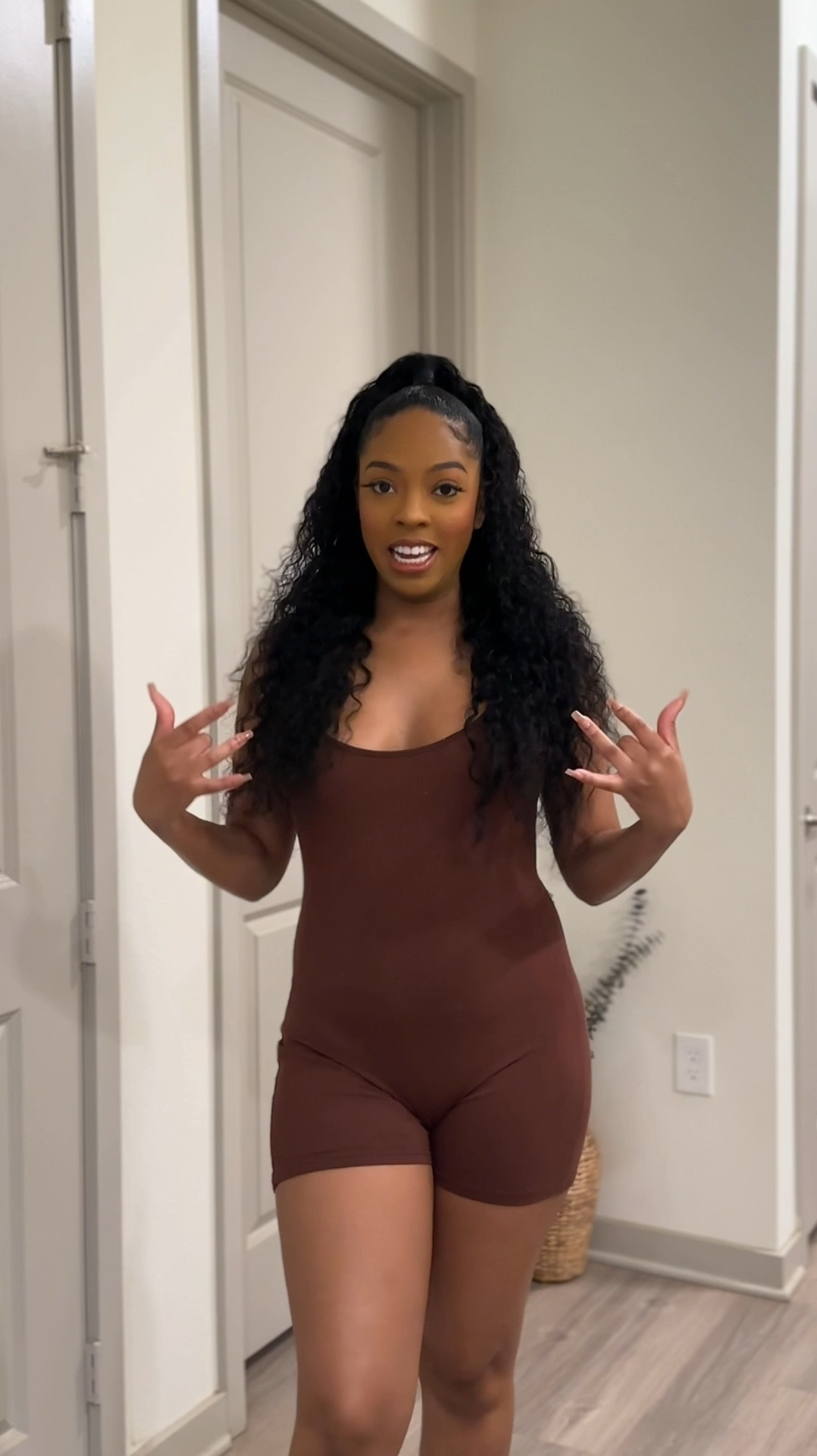 Good American Try on Haul ✨
Which one do you love most? 
Option 1 or 2? 

I’m wearing a medium in neon 💛
& a S/M in the Pink 💕

Finding swimwear that fits and flatters my mom bod is so hard!! 

The quality and feel of these pieces is on point!

Lmk what yall think. 💭 

🔑: good american swim, good american swim review, good american swim size reviews, good american swim always fits, good american swim size 8, good american swim sizing, good american swim



#LTKSwim #LTKVideo #LTKBeauty