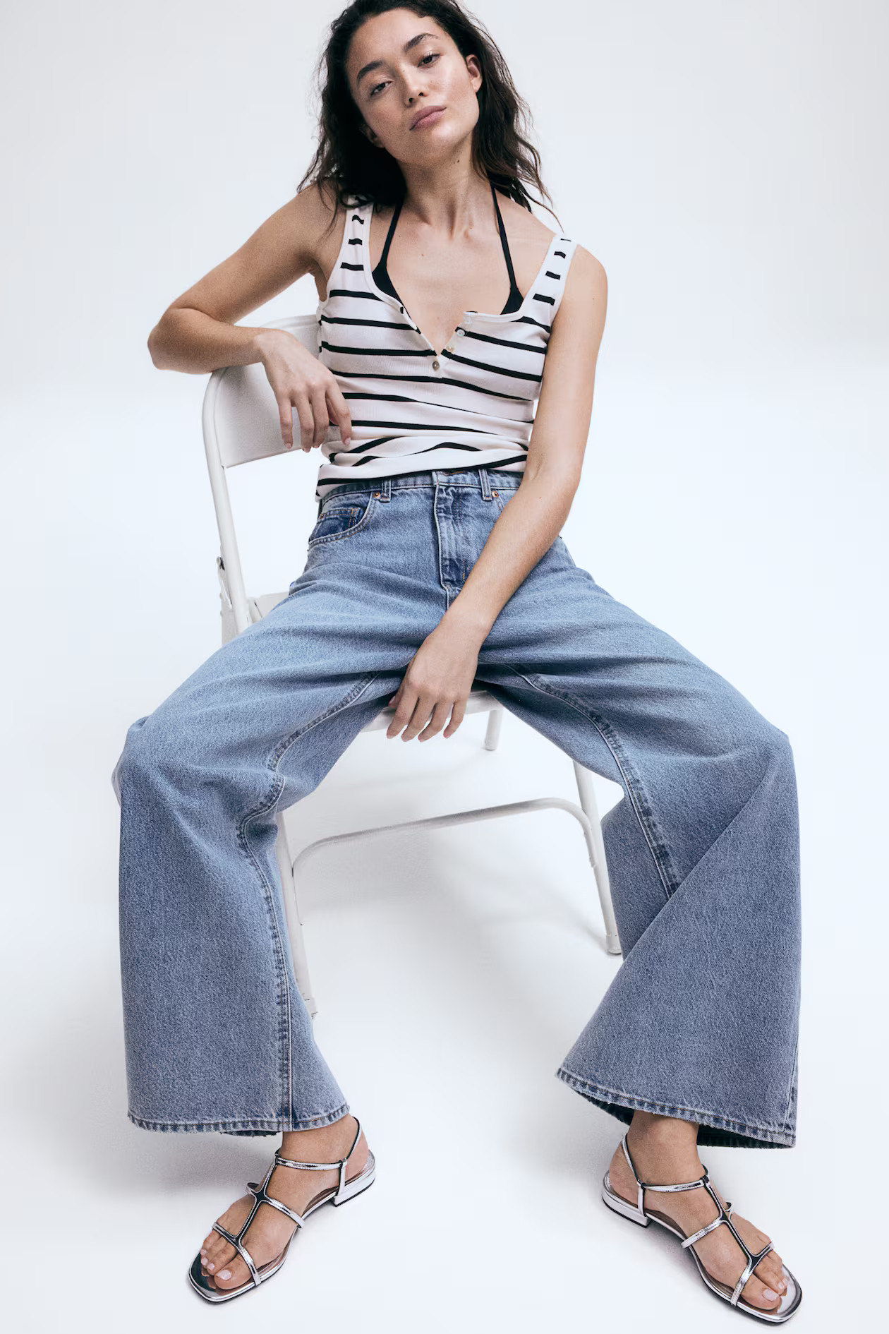 Riemensandaletten - Niedriger Absatz - Silberfarben - Ladies | H&M AT | H&M (DE, AT, CH, NL, FI)