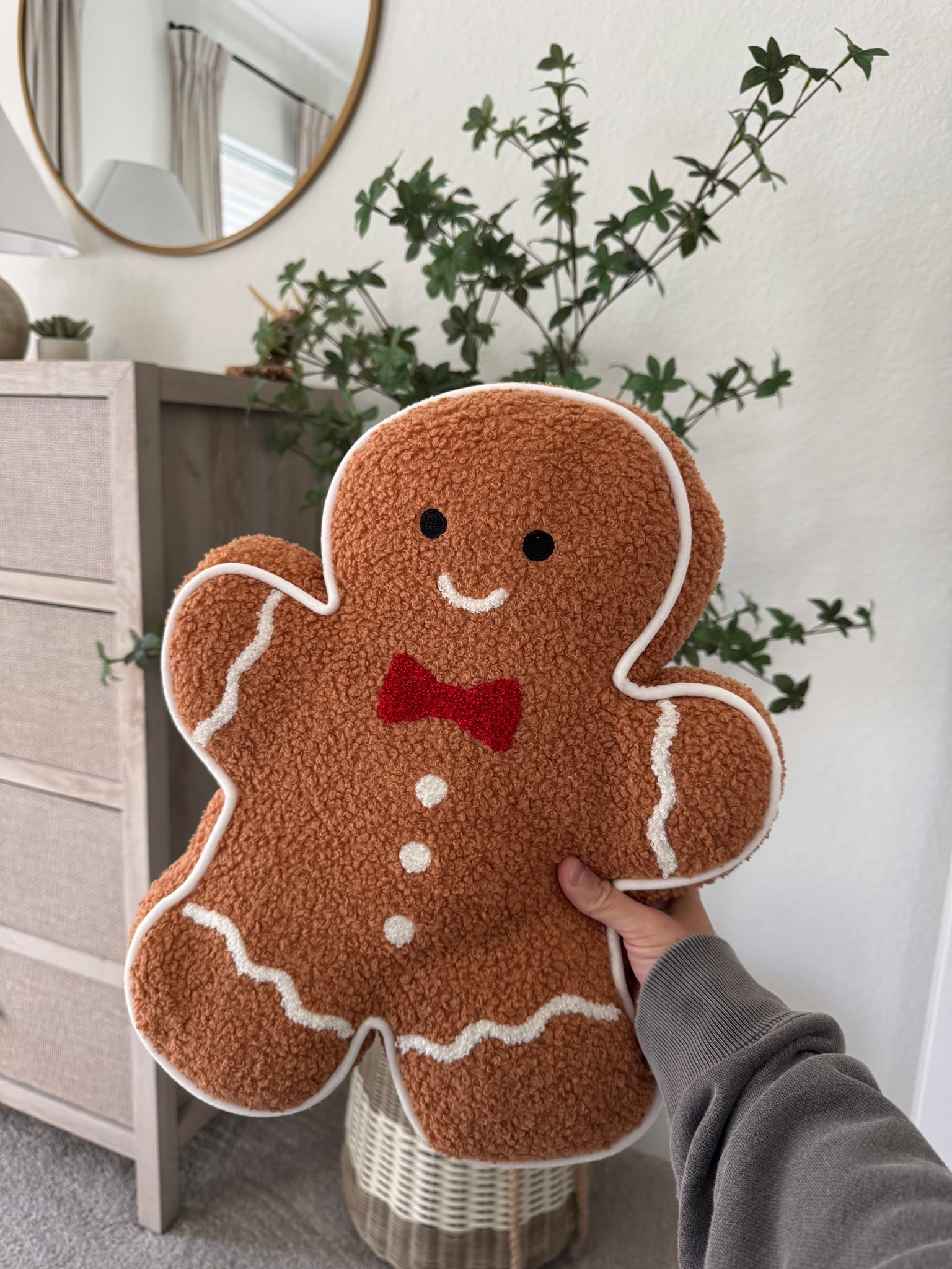 Gingerbread Pillow - Walmart 

#LTKSeasonal #LTKHoliday #LTKKids