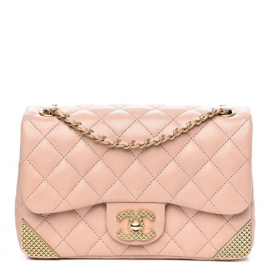 CHANEL

Calfskin Quilted Mini Studded Corners Paris Cosmopolitan Flap Pink


264 | Fashionphile