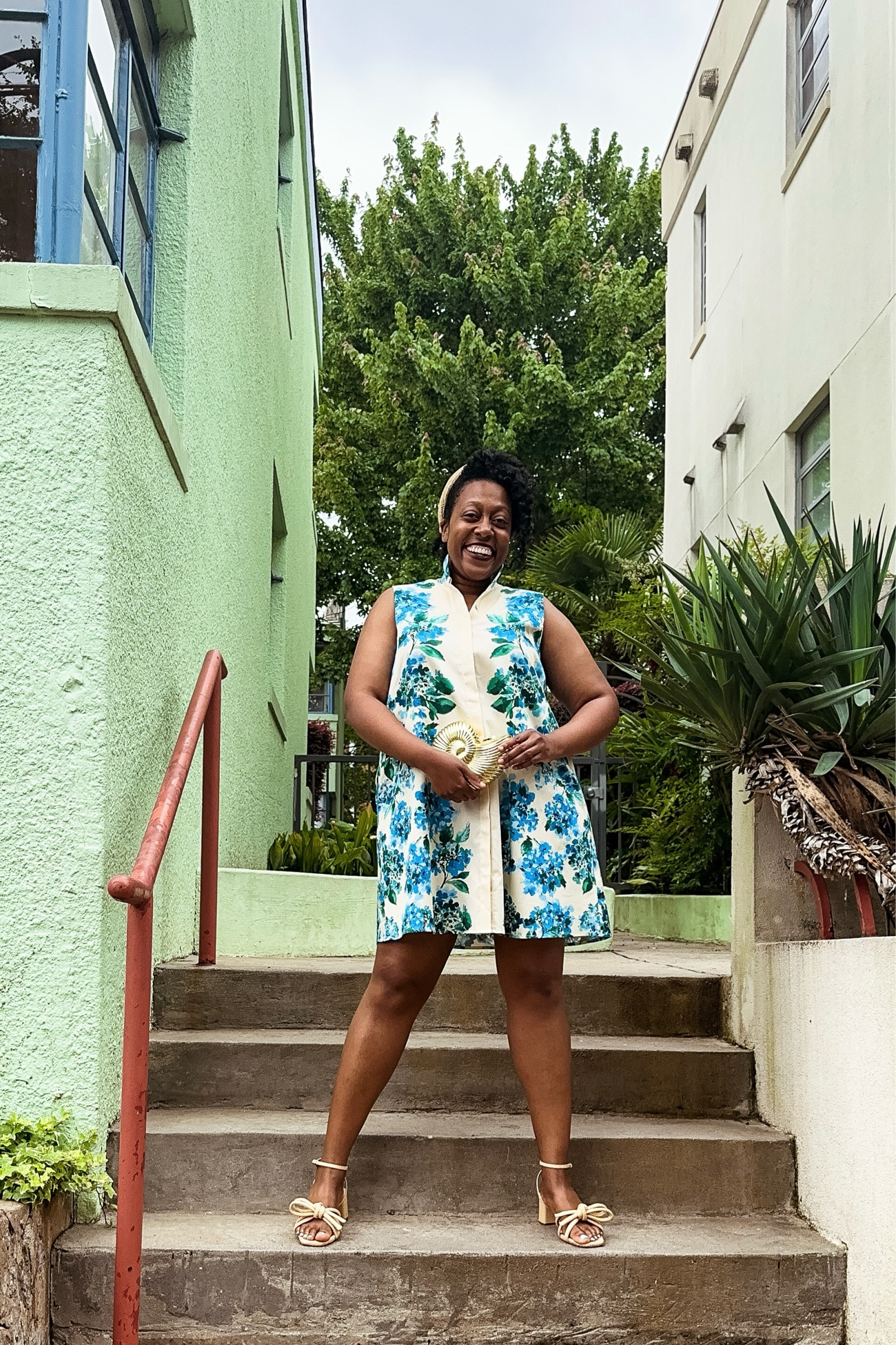 As you all know, I am HOME📍🍑This summer I’m outside. @tuckernuck has all your summer styling essentials! Catch me at my favorite smoothie stand or shopping off Ponce. I’ll be rocking my Tuckernuck style! #tuckernucking #tuckernuckpartner

#LTKShoeCrush #LTKSeasonal #LTKMidsize