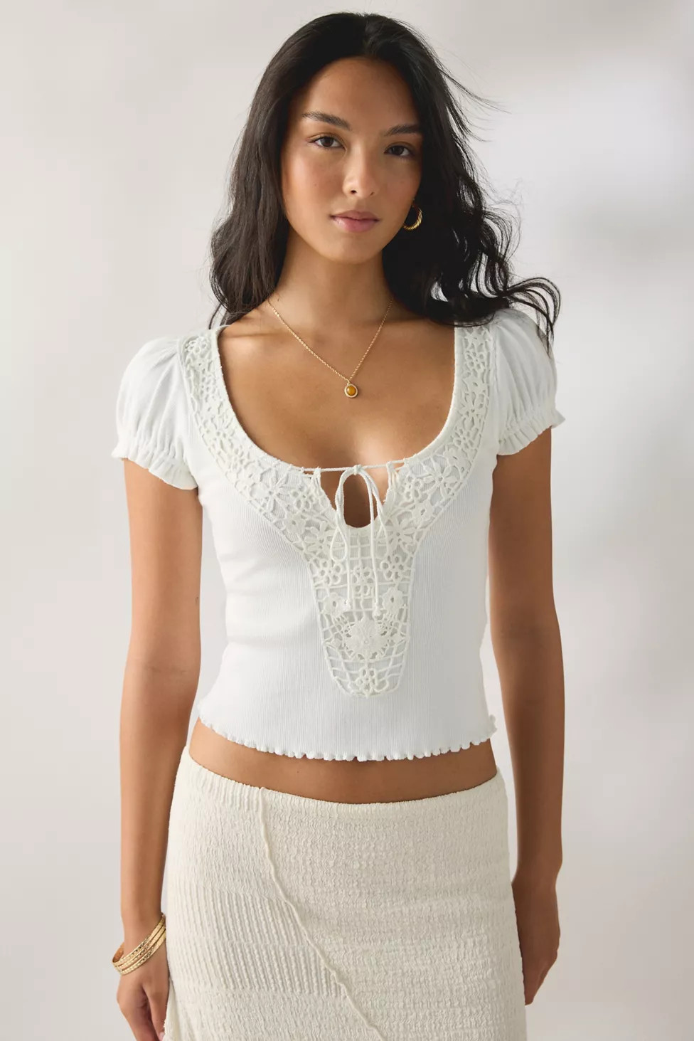 Kimchi Blue Ophelia Crochet Trim Puff Sleeve Tee | Urban Outfitters (US and RoW)