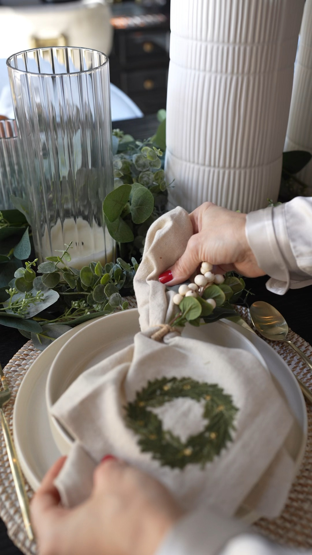 Never underestimate the power of a pretty napkin and a pear! 

Happy December 5th!  It’s such a simple little thing adding a beautiful napkin and a pear to your table setting but it can make your table not only festive but warm and inviting!  It’s effortless and charming! XxV 

This year we will be doing a 25 day advent countdown to Christmas here on instagram.  Each day will be filled with a little surprise to keep us inspired and joyful during the festive season! 

#LTKHoliday #LTKGiftGuide #LTKSeasonal