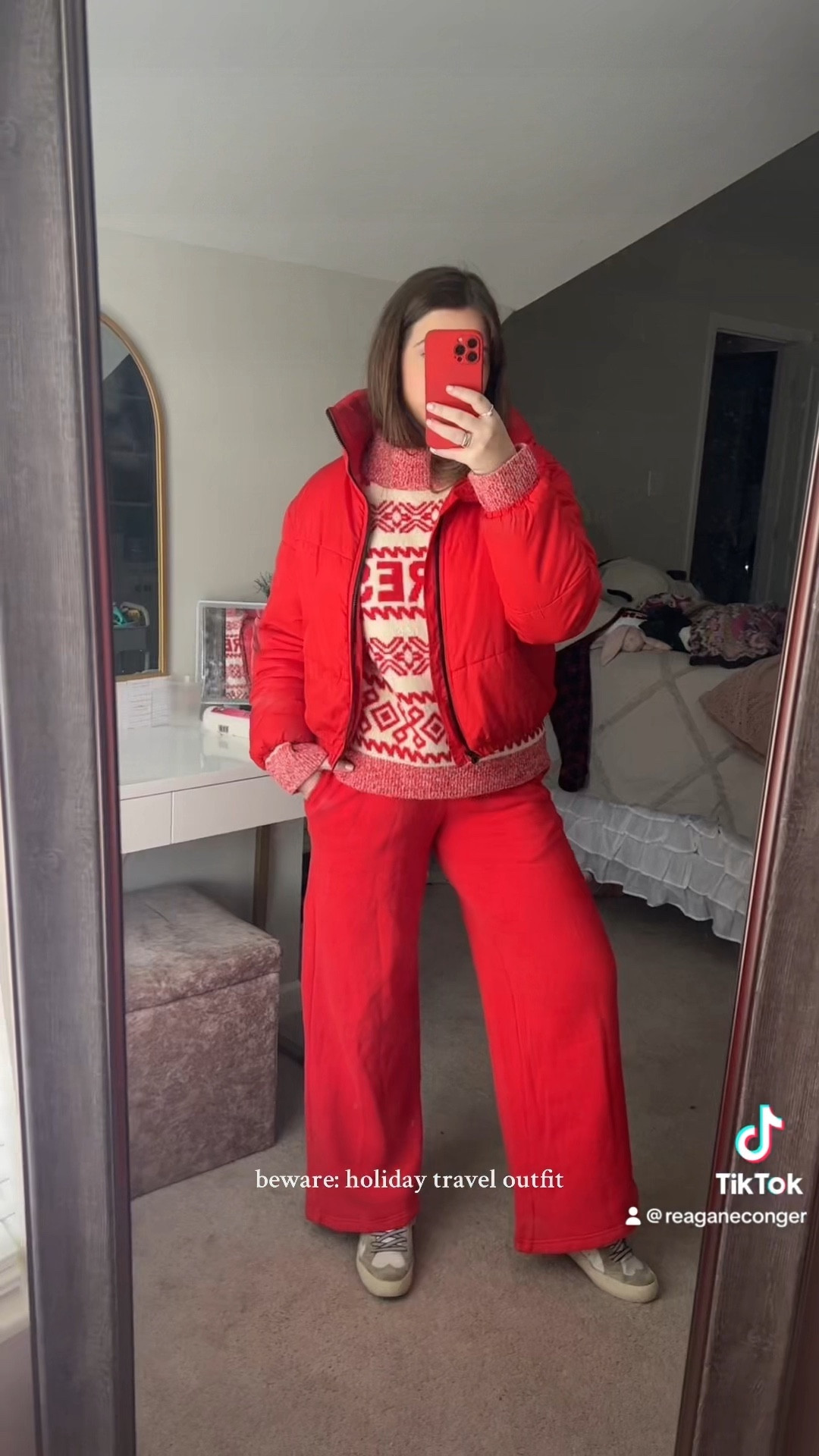 Christmas travel outfit 🚕🎅🏼

#LTKHoliday #LTKGiftGuide #LTKSeasonal