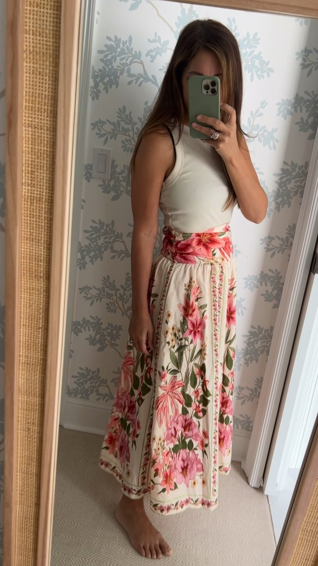 I acquired the perfect spring/summer skirt that’s also a dress!!! Comfortable, flattering, versatile, and looks good on any body type! And the perfect vacay skirt/dress! 

#LTKgrwm #LTKTravel #LTKootd