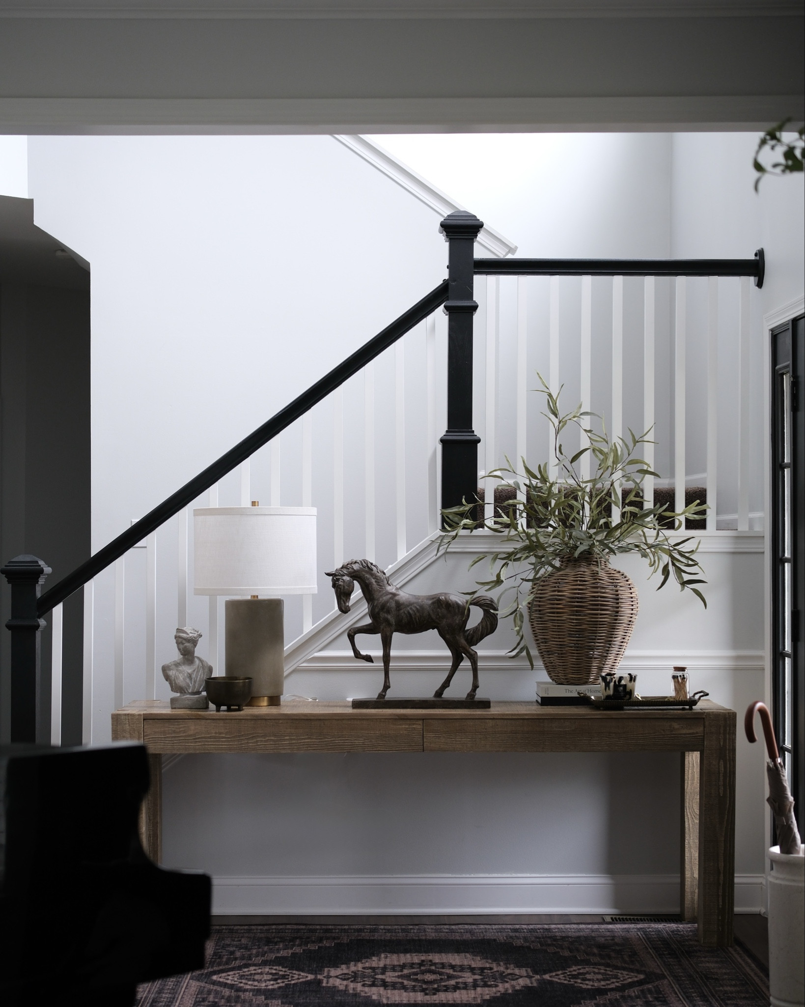 Refreshed my console for spring 

#LTKSeasonal #LTKHome