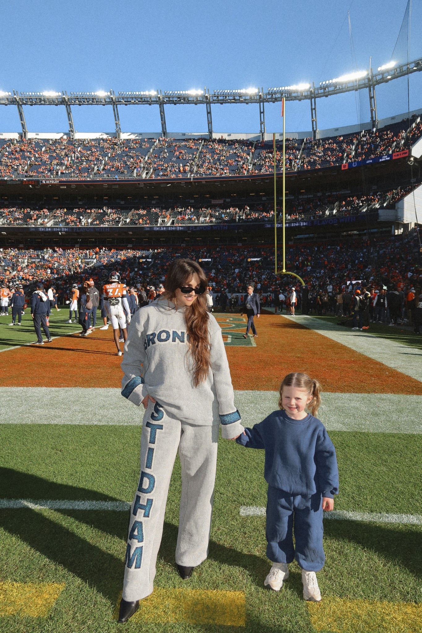 set is custom, linking similar 🩶

#LTKSeasonal #LTKgrwm #LTKootd