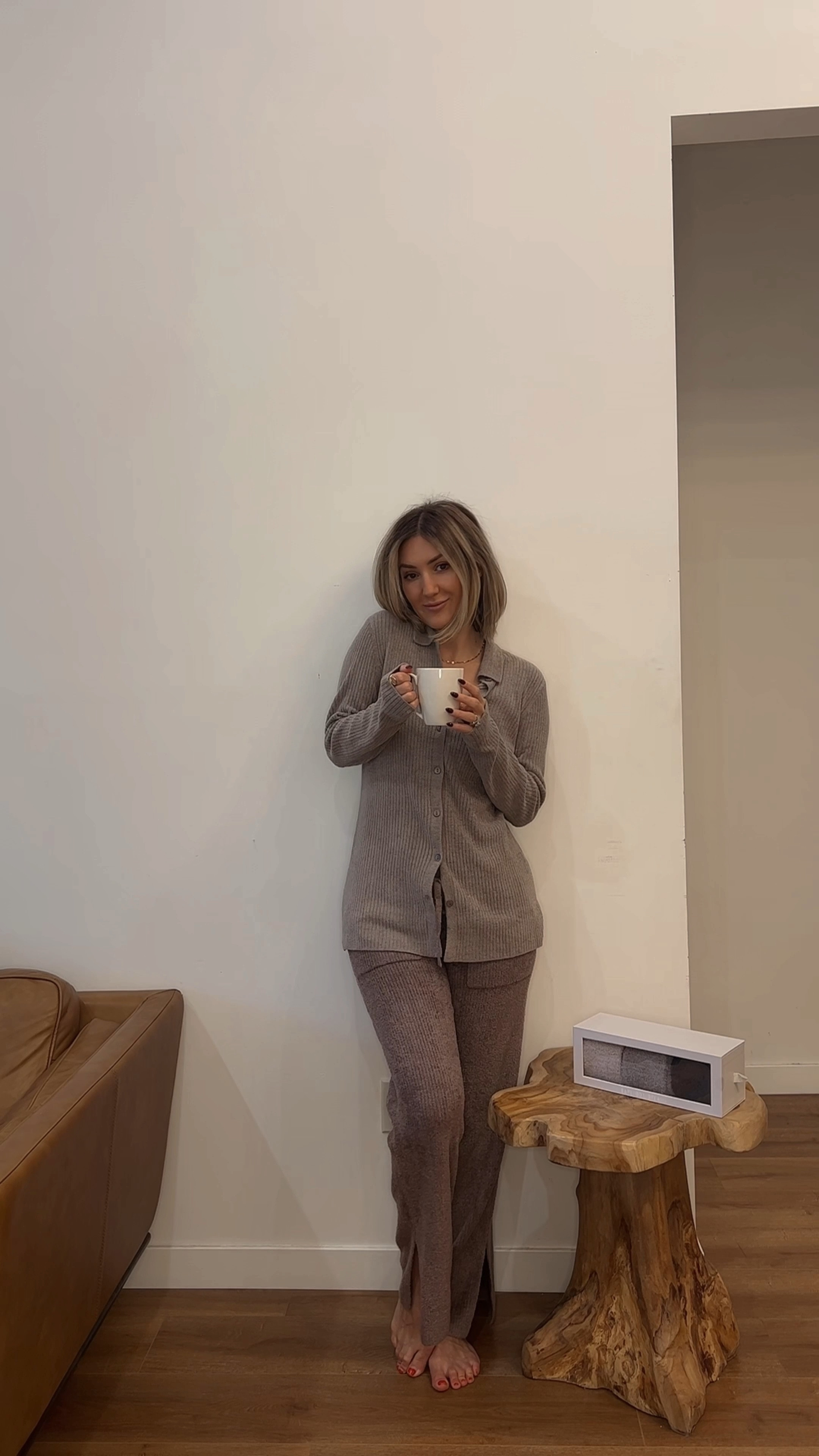 @barefootdreams Loungewear set for cozy season - wearing size small in both, TTS - love! So comfy and luxe 
Cozy soft sock set - made it on Oprah’s list of favorites. LOVE. Code DREAM15 for 15% off first purchase 

Gifts for her
Gift guide 
Christmas loungewear sets 
Stocking stuffers 
Soft blanket 
Soft robe
Loungewear sets 
Holiday pajama sets

@shop.LTK #BarefootDreams #Barefootdreamspartner #liketkit⁣ #ad 
⁣


#LTKGiftGuide #LTKSeasonal #LTKHoliday