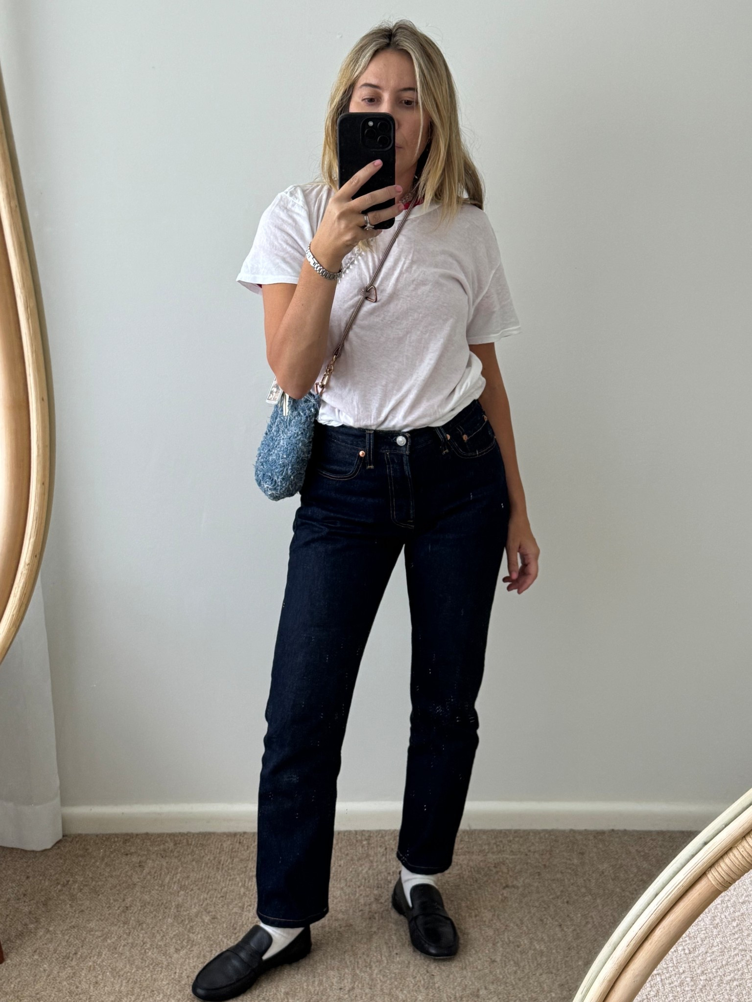 T-shirt layering.

#LTKaustralia #LTKstyletip #LTKautumn