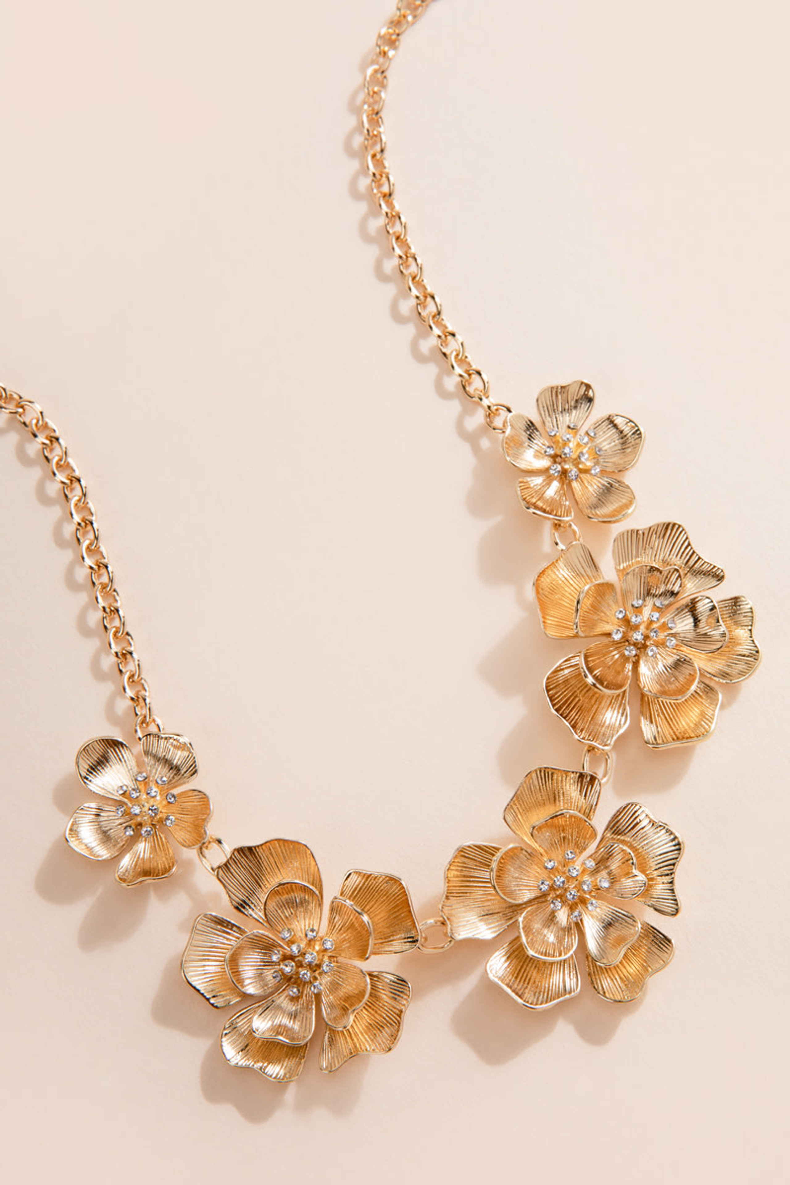 Ainhoa Large Flower Necklace | Francesca's
