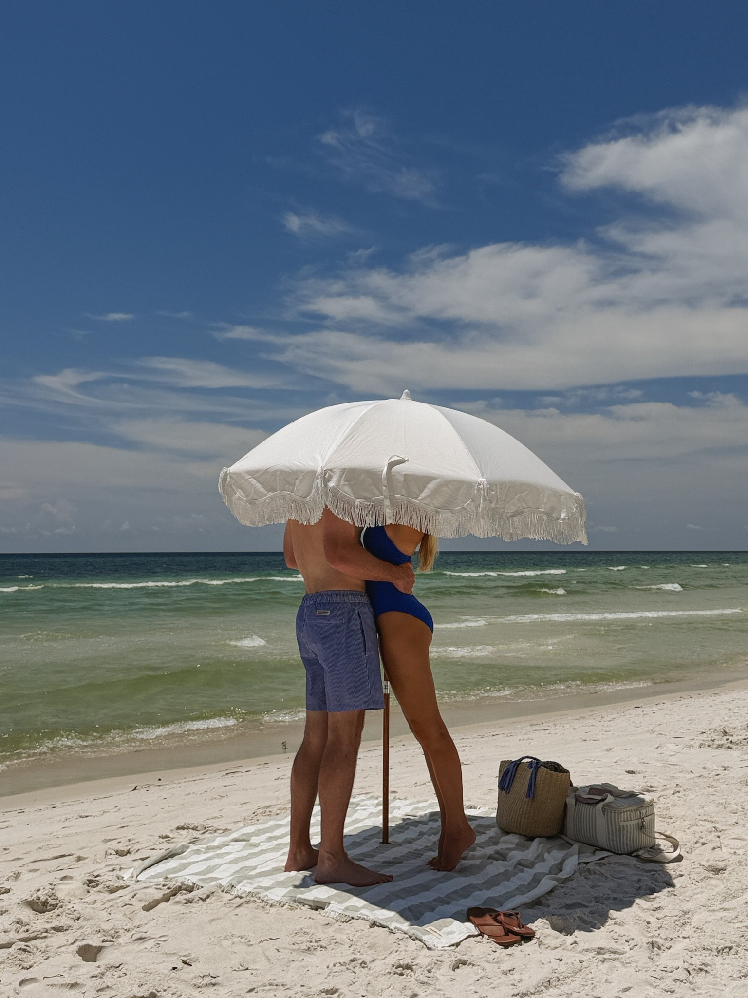PERFECT BEACH SET UP 💌🌊🥥🌞 #beachday #swimsuit #beachumbrella #beachbag @businessandpleasureco @jcrew

#LTKSwim #LTKTravel #LTKSeasonal