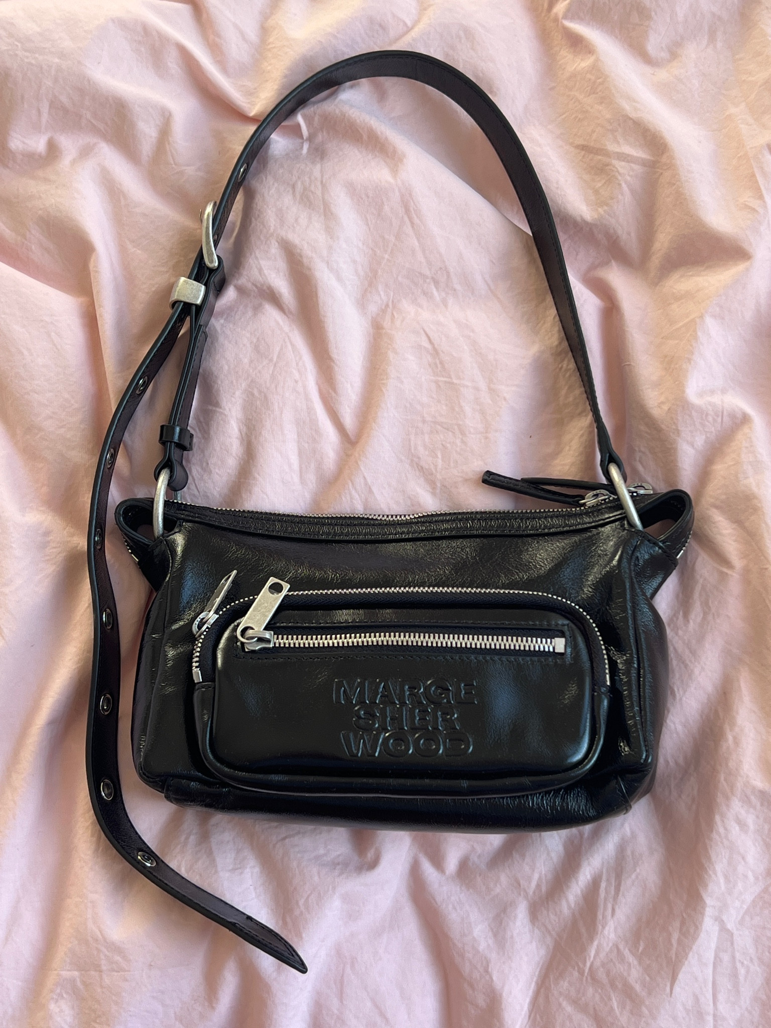 marge sherwood 🖤

#LTKitbag #LTKstyletip
