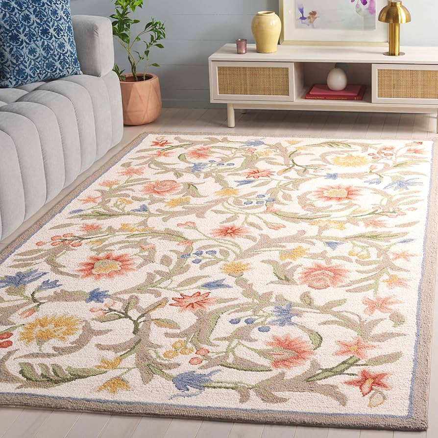 SAFAVIEH Chelsea Collection Area Rug - 5'3" x 8'3", Ivory, Hand-Hooked French Country Wool, Ideal... | Amazon (US)