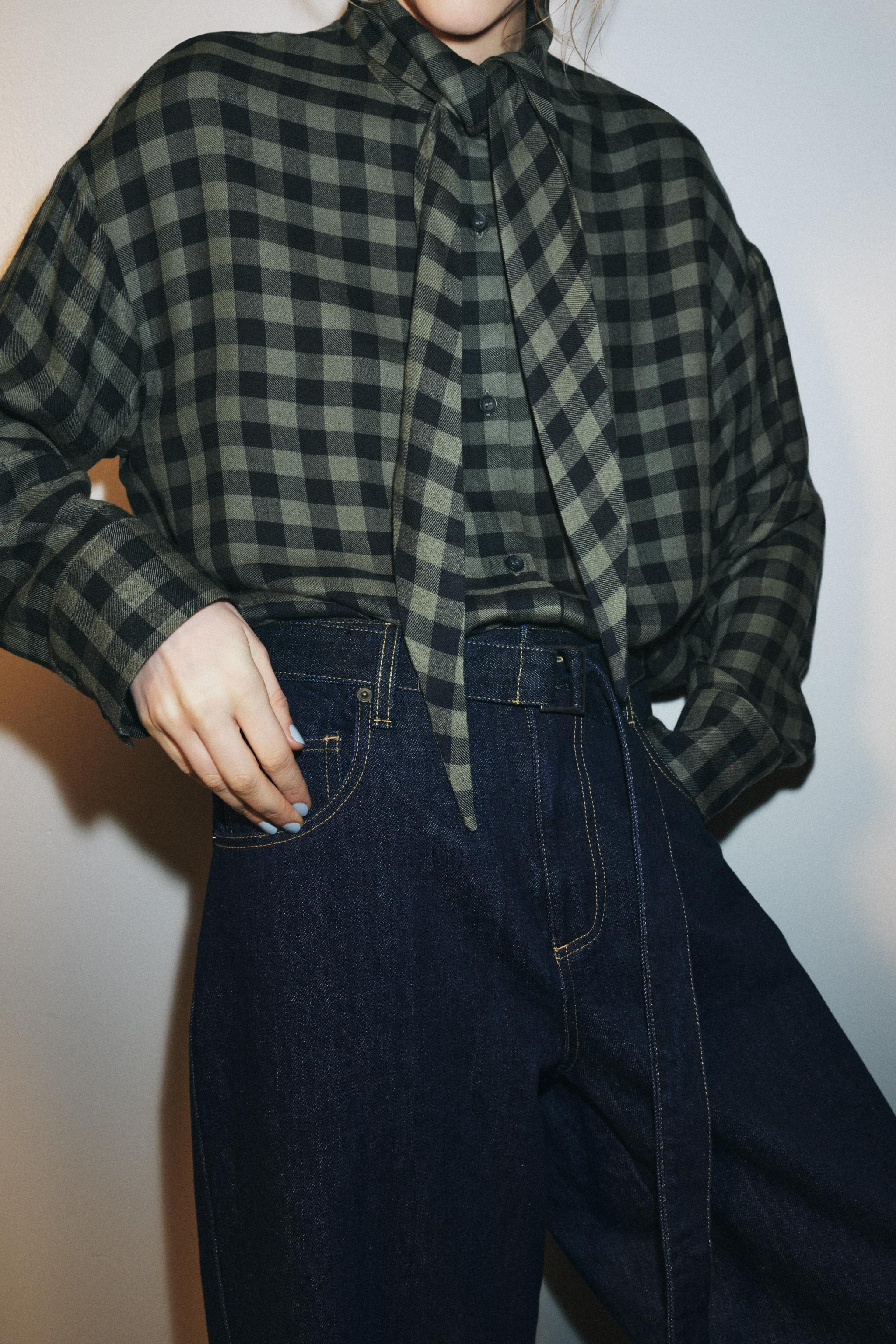 HEMD MIT VICHYKAROS UND SCHLEIFE ZW COLLECTION | Zara DE