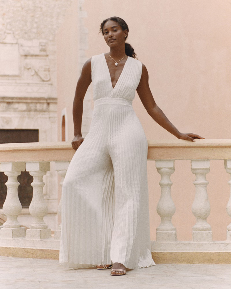 Angel Sleeve O-Ring Cutout Maxi Dress | Abercrombie & Fitch (US)