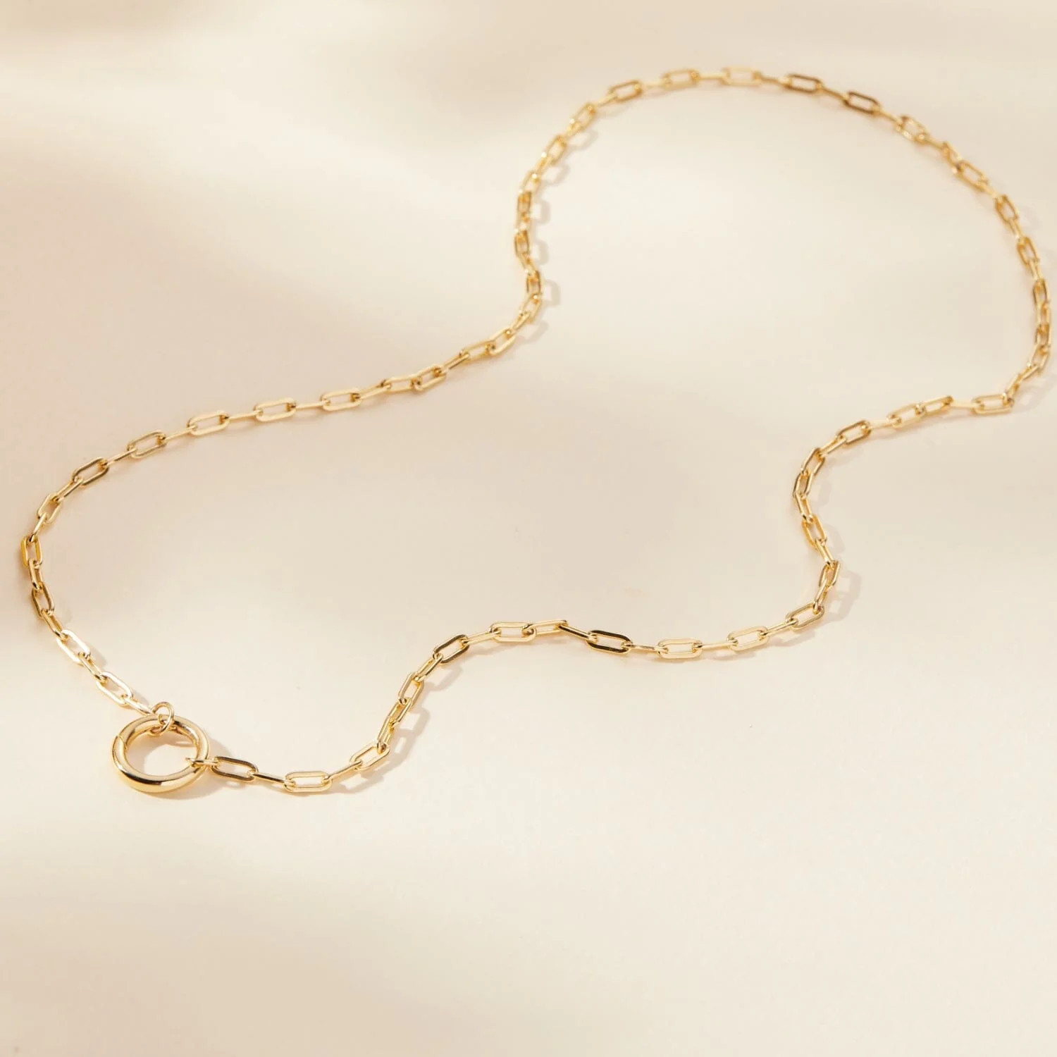 Front Clasp Paperclip Chain | Tiny Tags (US)