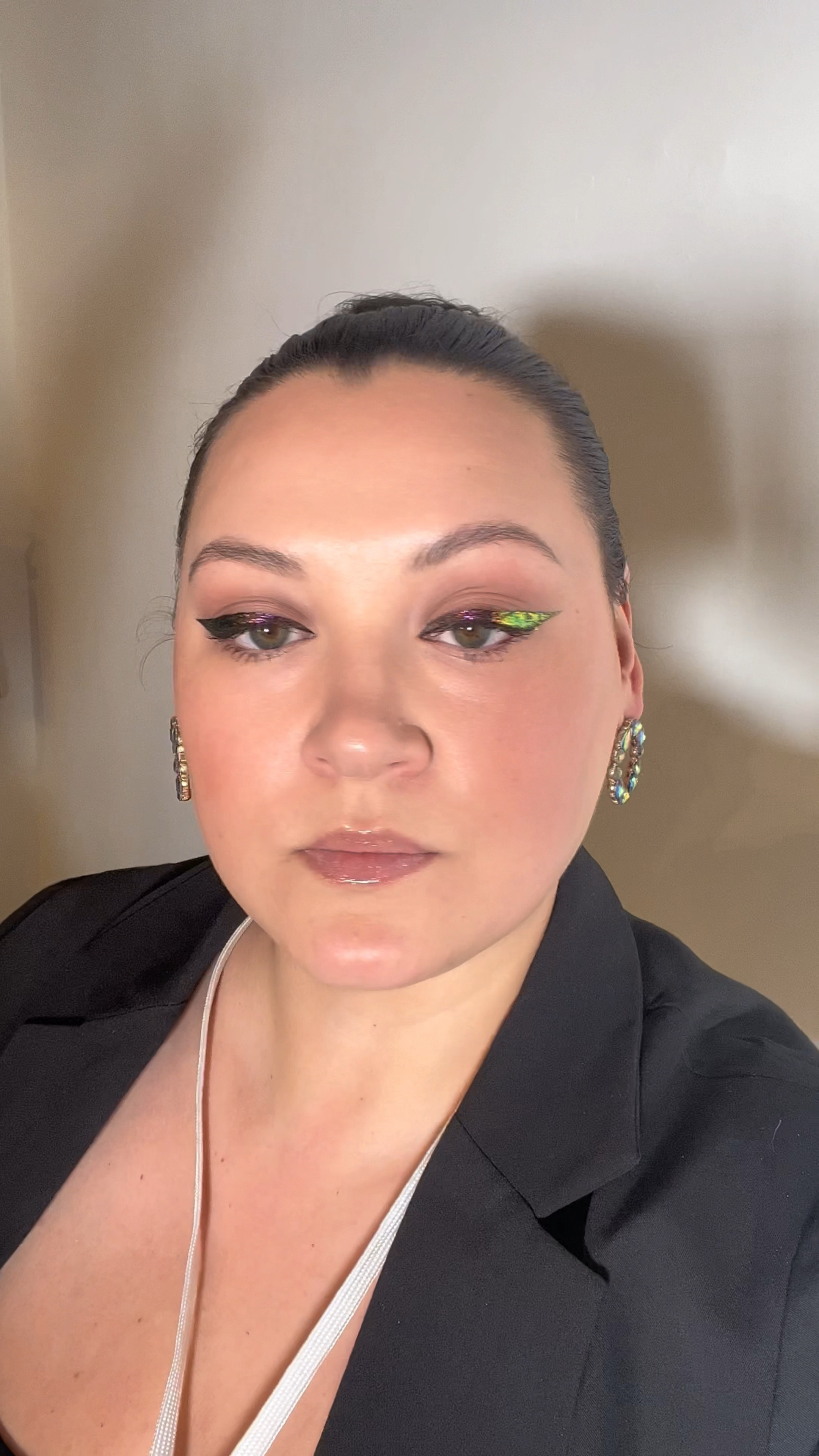 Using Chrime flakes on top of black liner for this amazing sparkly multi chrome liner look ✨ 

#LTKFestival #LTKbeauty #LTKparties
