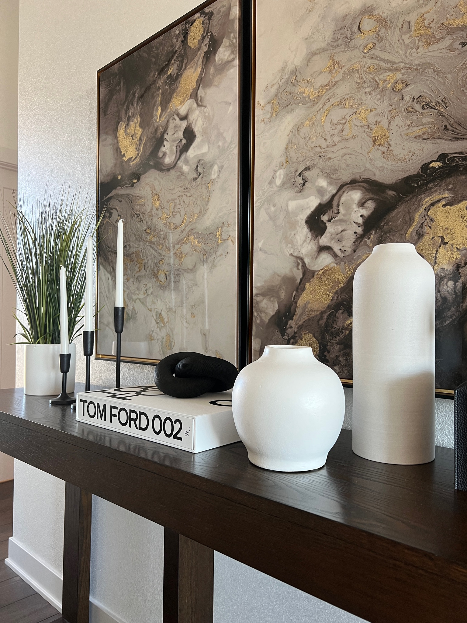 Console Refresh for spring! Loving the way the touch of greenery with bright white vases with different textures pops. 

Console table styling, console table, console, console table decor, console styling, console decor, console cabinet, console table lamp, console table behind couch, media console, sideboard, sideboard buffet, sideboard decor, sideboard cabinet, sideboard styling, decorative bowl, Home, home decor, home decor on a budget, home decor living room, modern home, modern home decor, modern organic, Amazon, wayfair, wayfair sale, target, target home, target finds, affordable home decor, cheap home decor, sales

#LTKFind #LTKstyletip #LTKunder50 #LTKhome