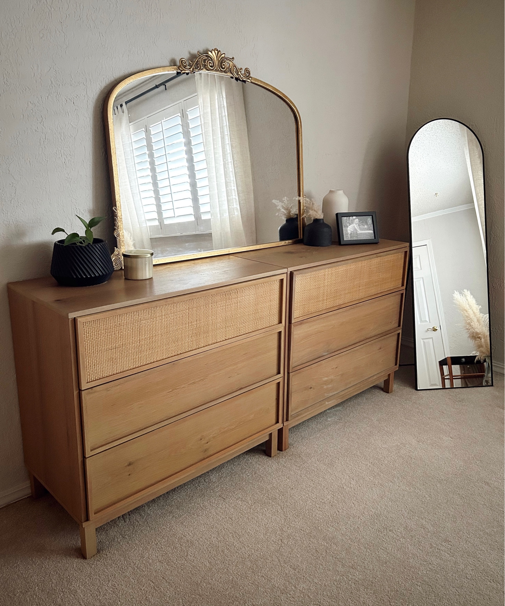 Dresser hack: if you can’t find a large enough dresser, buy two single dressers and put them side by side. Cheaper + more drawer space too!

Rattan dresser | modern dresser | natural wood dresser | vintage mirror | standing floor mirror | home tips | dresser hack | home decor | bedroom | bedroom furniture | living roomm

#LTKhome #LTKstyletip