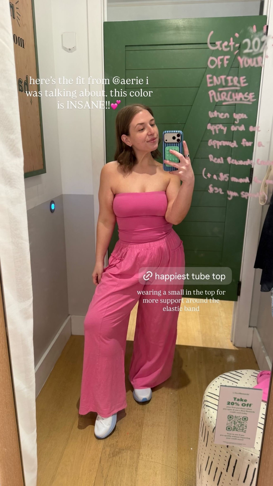 here’s the fit from @aerie i was talking about. this color is INSANE!!💕 wearing a small in the top for more support around the elastic band