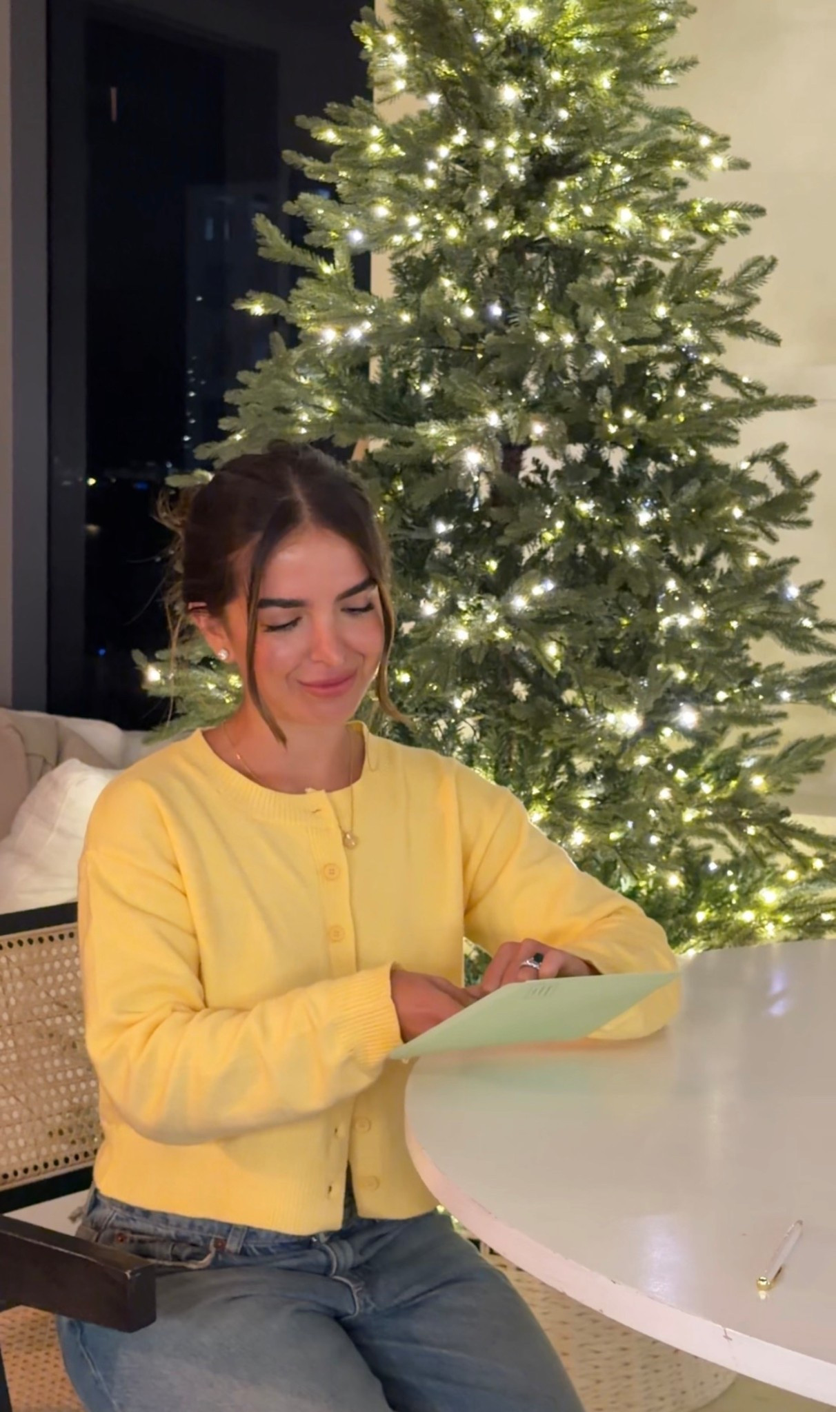 #Ad My husband’s obsessed with Apple, so this one was a no-brainer 🎁
Apple Gift Card from Target — simple, thoughtful, perfect.
#TargetPartner #Target #regalosnavidad #giftcard #regalos


#LTKHoliday #LTKCyberWeek #LTKGiftGuide