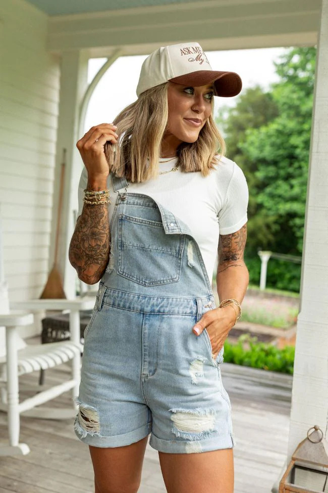 The Amy Jo Medium Wash Distressed Cuffed Overalls Holley Gabrielle X P | Pink Lily