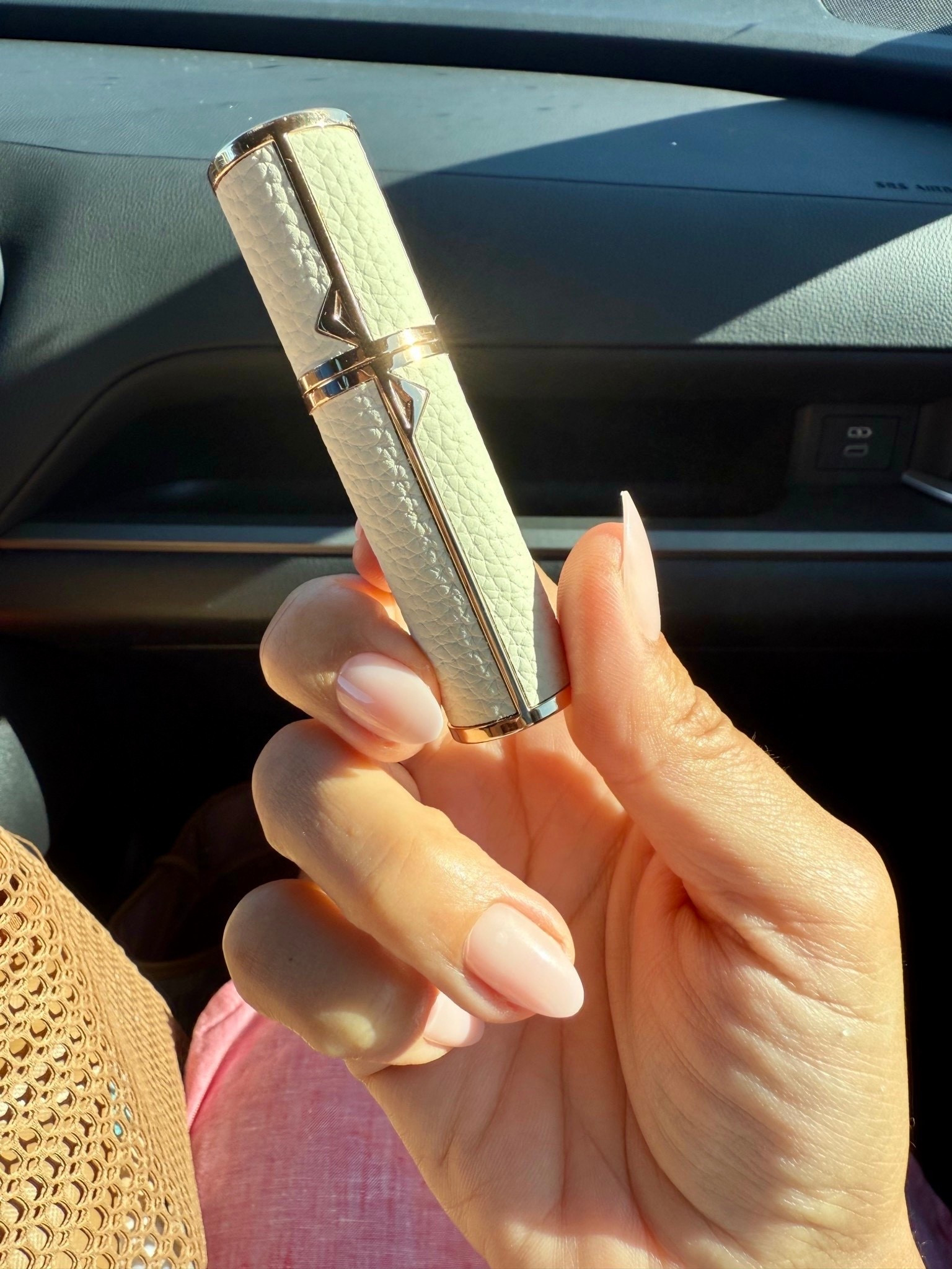 I’ve been using this refillable mini perfume bottle and love how compact and easy it is to carry in my bag for everyday use or travel.

Sharing this one here if you’re looking for a simple, travel-friendly way to take your favorite fragrance with you.
@Amazon
 

 

#LTKU #LTKTravel #LTKSaleAlert