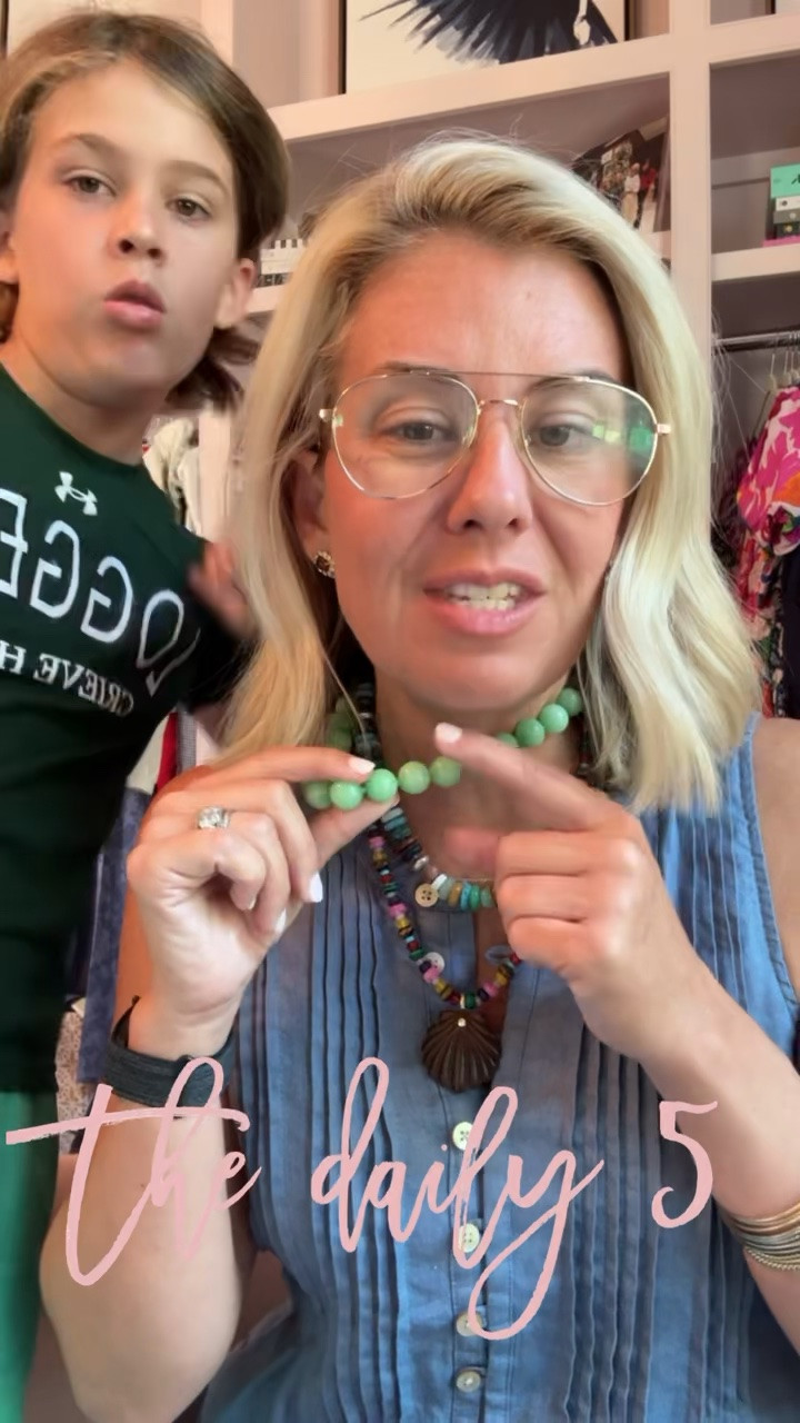 Daily 5…#4…Necklace Stack! All on sale too…yes please!! 

*Use my code CATHERINE20 for 20% off Orders of $100+ at Anthropologie 
*Dates: Thursday 6/25 – Sunday 6/28

￼