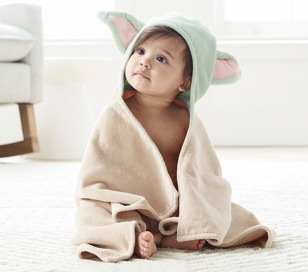 <i>Star Wars™</i> <em>The Mandalorian</em>™ Grogu™ Baby Hooded Towel | Pottery Barn Kids