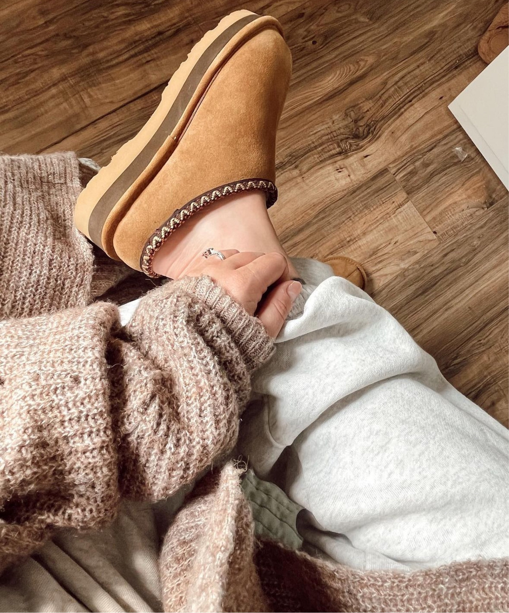 My favorite platform slippers are in stock and a must for all fall outfits! 

#LTKShoeCrush #LTKBacktoSchool #LTKStyleTip