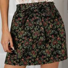Women's Fashionable Short Floral Printed Skirt With Waist Belt | SHEIN