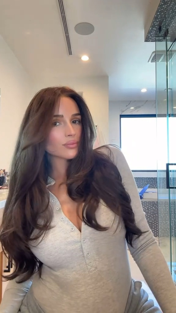 Pregnancy hormones putting in overtime on my hair growth 😅 styling tutorial 