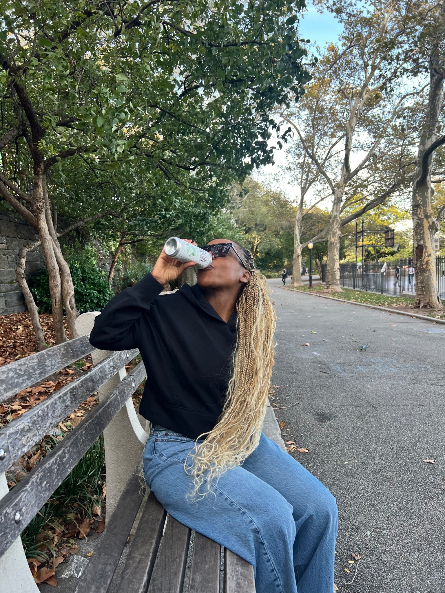 Fall denim & cropped hoodies x a park = yes please 