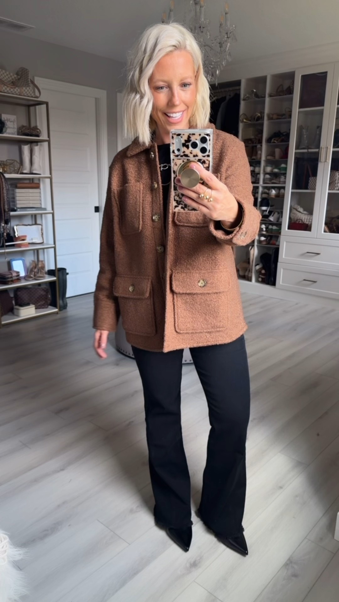 Here’e roundup of @WalmartStyle outfit ideas for Thanksgiving Day!!!! #WalmartPartner There are so many cute styles to choose from!!! #WalmartStyle has you covered this holiday season!!!
⬇️⬇️⬇️
Black jeans size 4
Long sleeve black top small
Brown shacket small


#LTKStyleTip #LTKSeasonal #LTKFindsUnder50