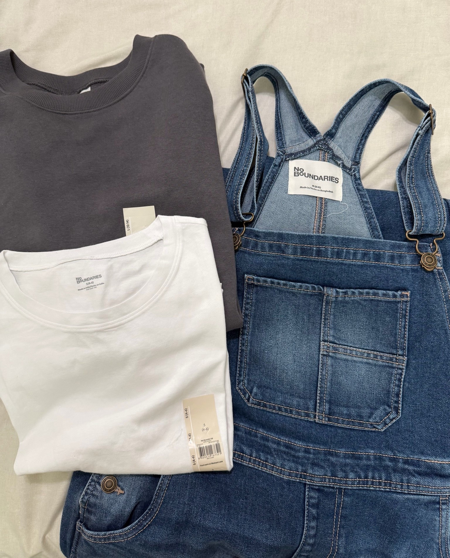 Oversized mom overalls, white T and oversized crewneck hoodie for fall 🍂

#LTKootd #LTKmomlife #LTKU