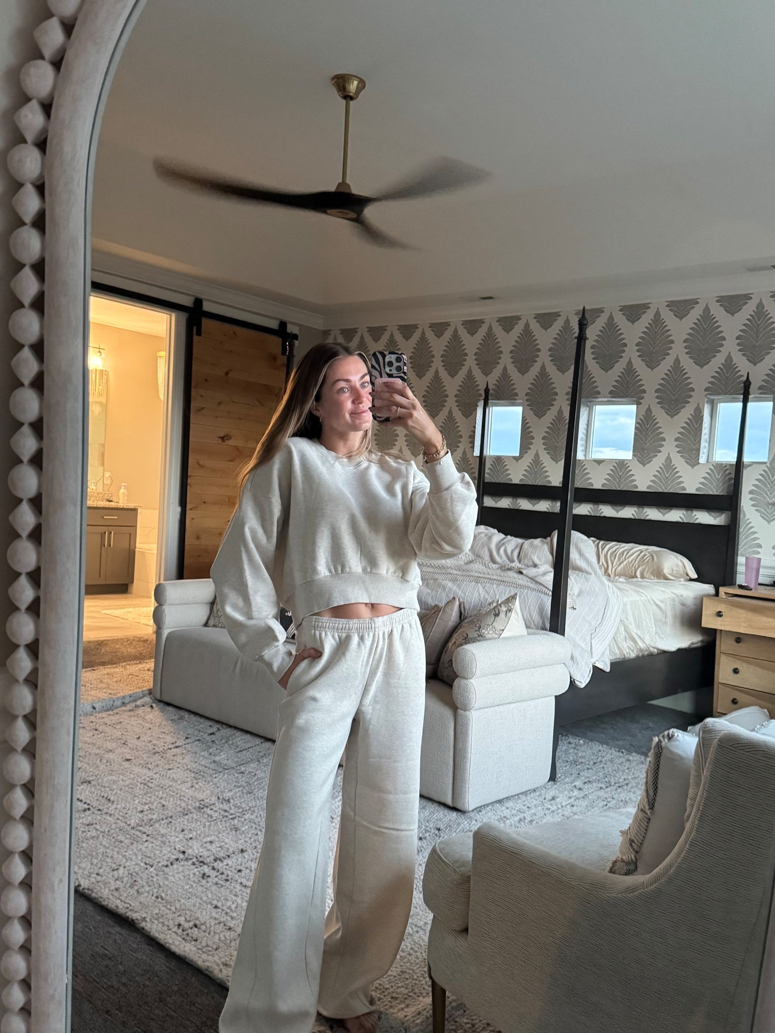 Coziest lounge set for fall from @vuoriclothing Restore Collection  #VuoriPartner