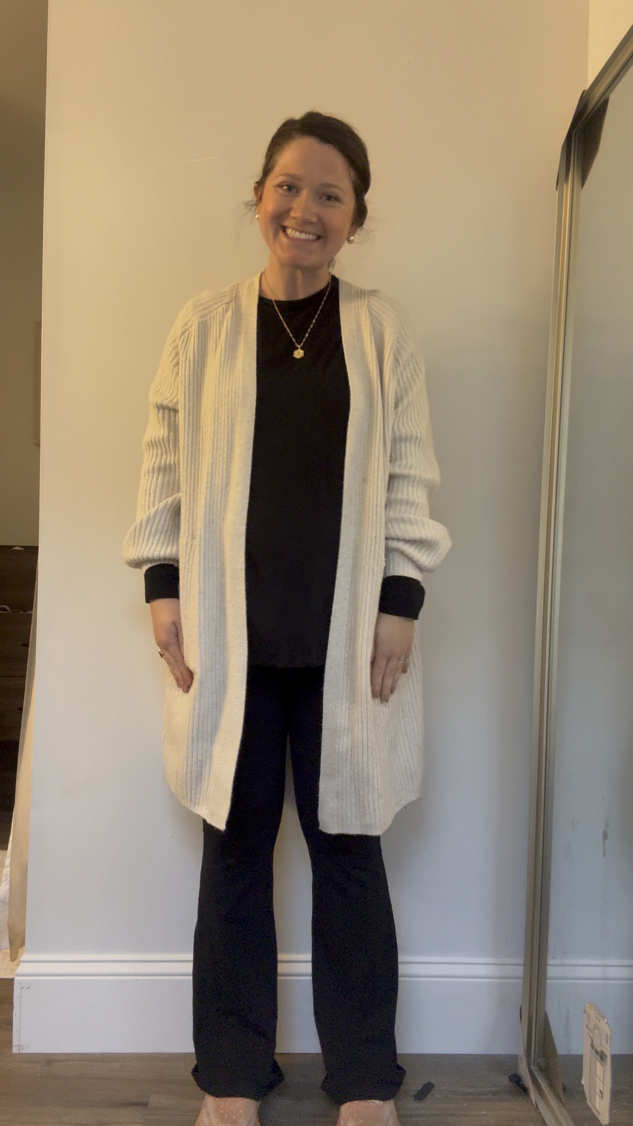 Mom ootd. Stay at home mom outfits 