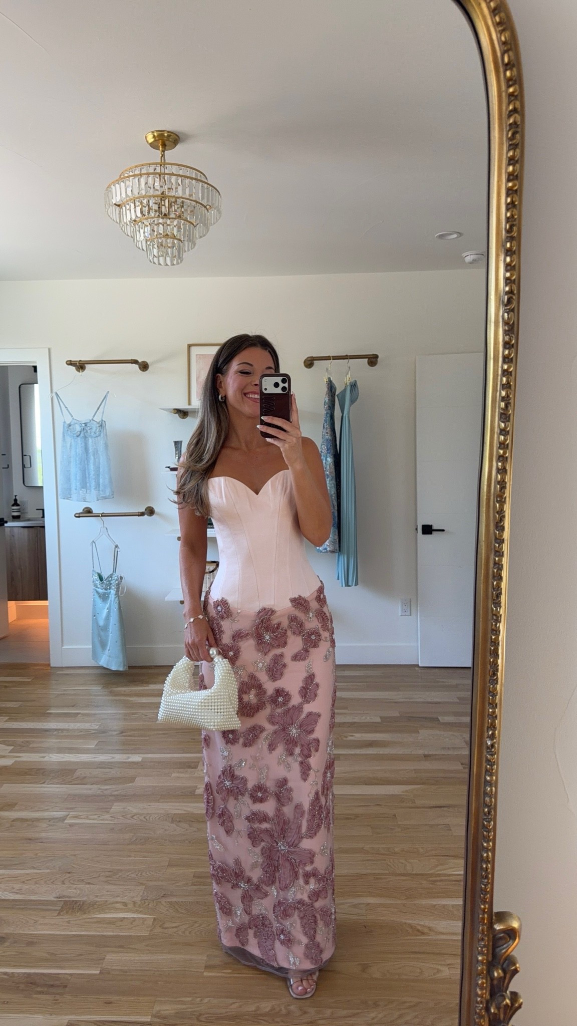 Helsi Spring & summer wedding guest and formal event dress

electric picks: emerson20
divi: emerson15

Wearing my usual smalls/2

Wedding guest
Formal event
Black tie
Floral
Metallic
Pleated
Mother of the bride
Special occasion

#LTKU #LTKWedding #LTKSeasonal