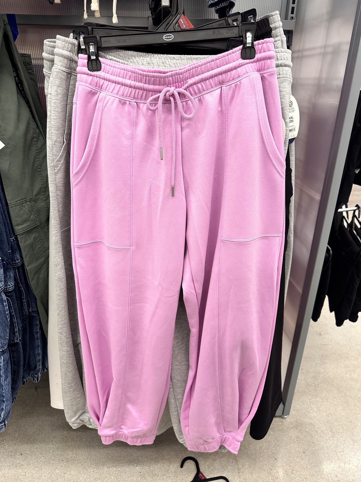 The fabric and color 🤤 So perfect for spring! 

#LTKmomlife #LTKActive #LTKootd