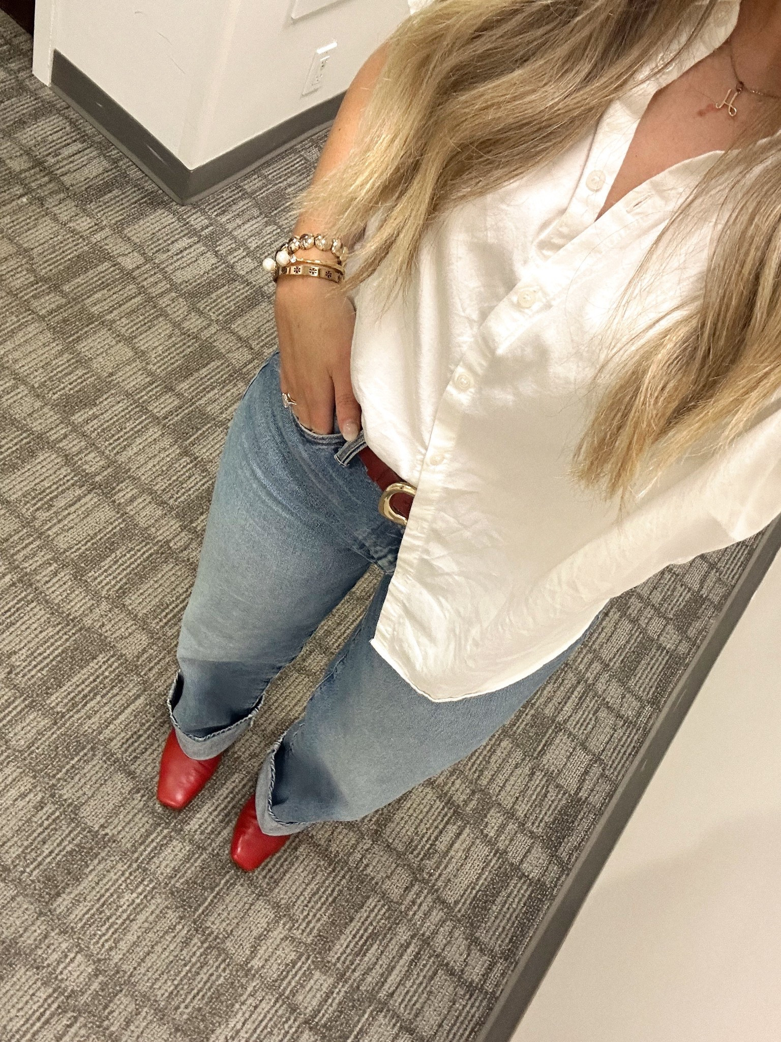 Jeans: 29 (TTS) 
Top: really old, but linked similar options (size S)
Shoes: 8 (TTS) 

#LTKStyleTip #LTKWorkwear #LTKSeasonal