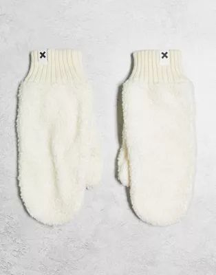 COLLUSION Unisex shearling mitten in ecru | ASOS (Global)